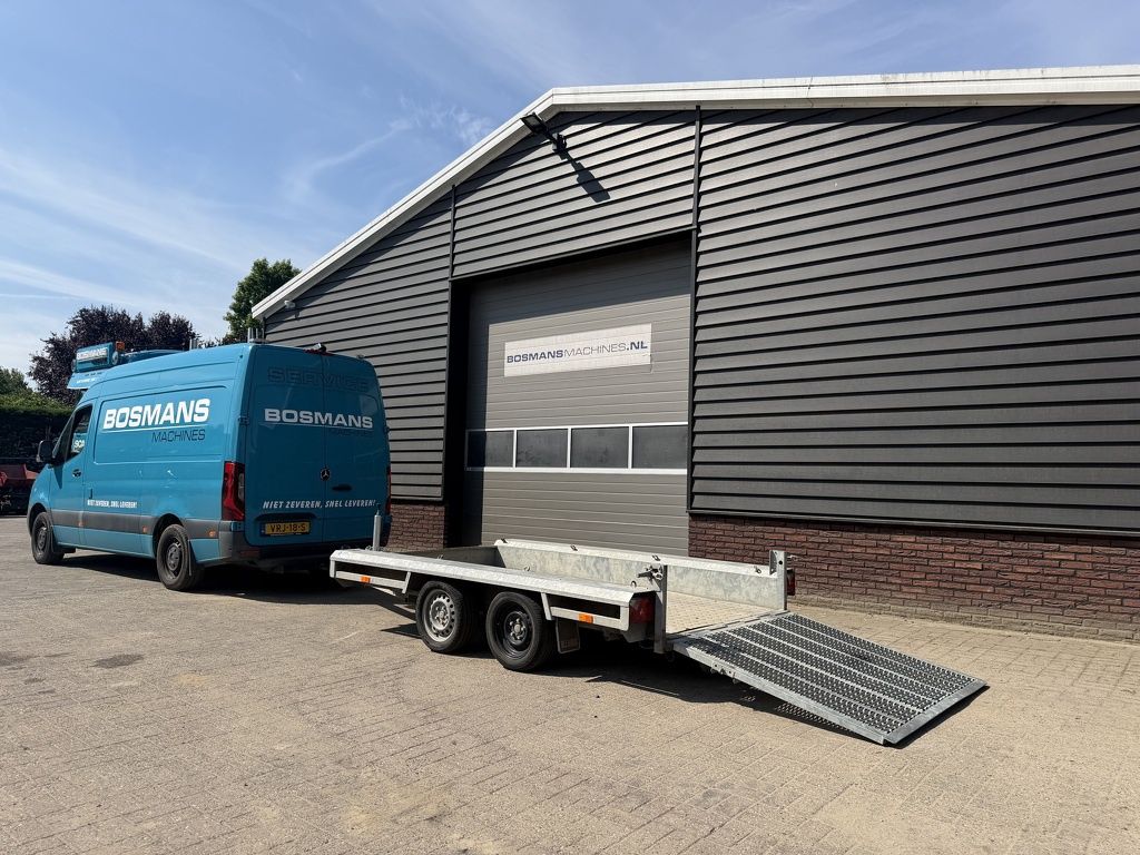 Vlemmix 2700 kg machinetransporter 300x150 gebruikt Belgische papieren