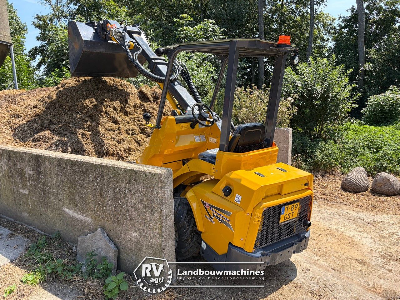 Eurotrac T11 minishovel (telescoopgiek!)