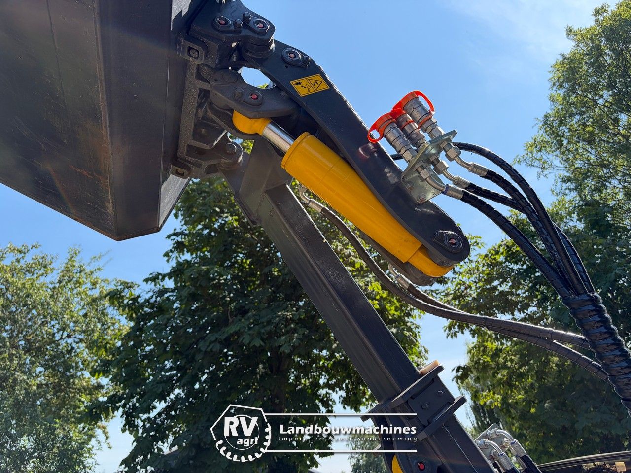 Eurotrac T11 minishovel (telescoopgiek!)