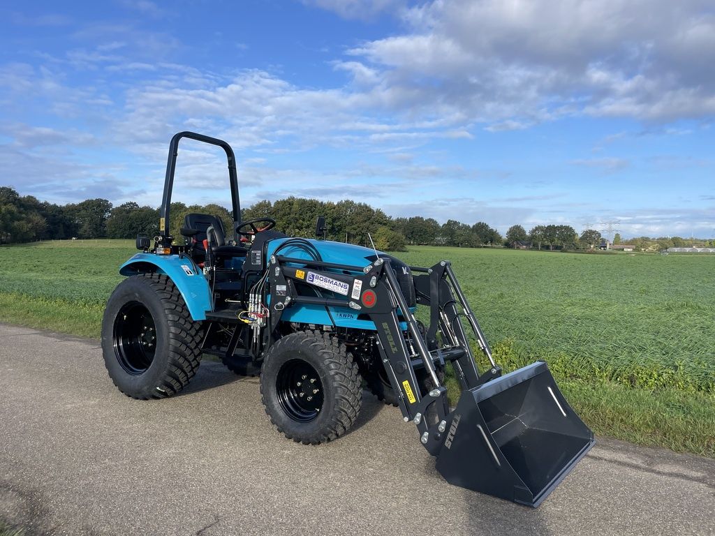 Knegt 404 compact tractor NIEUW met frontlader €340 LEASE