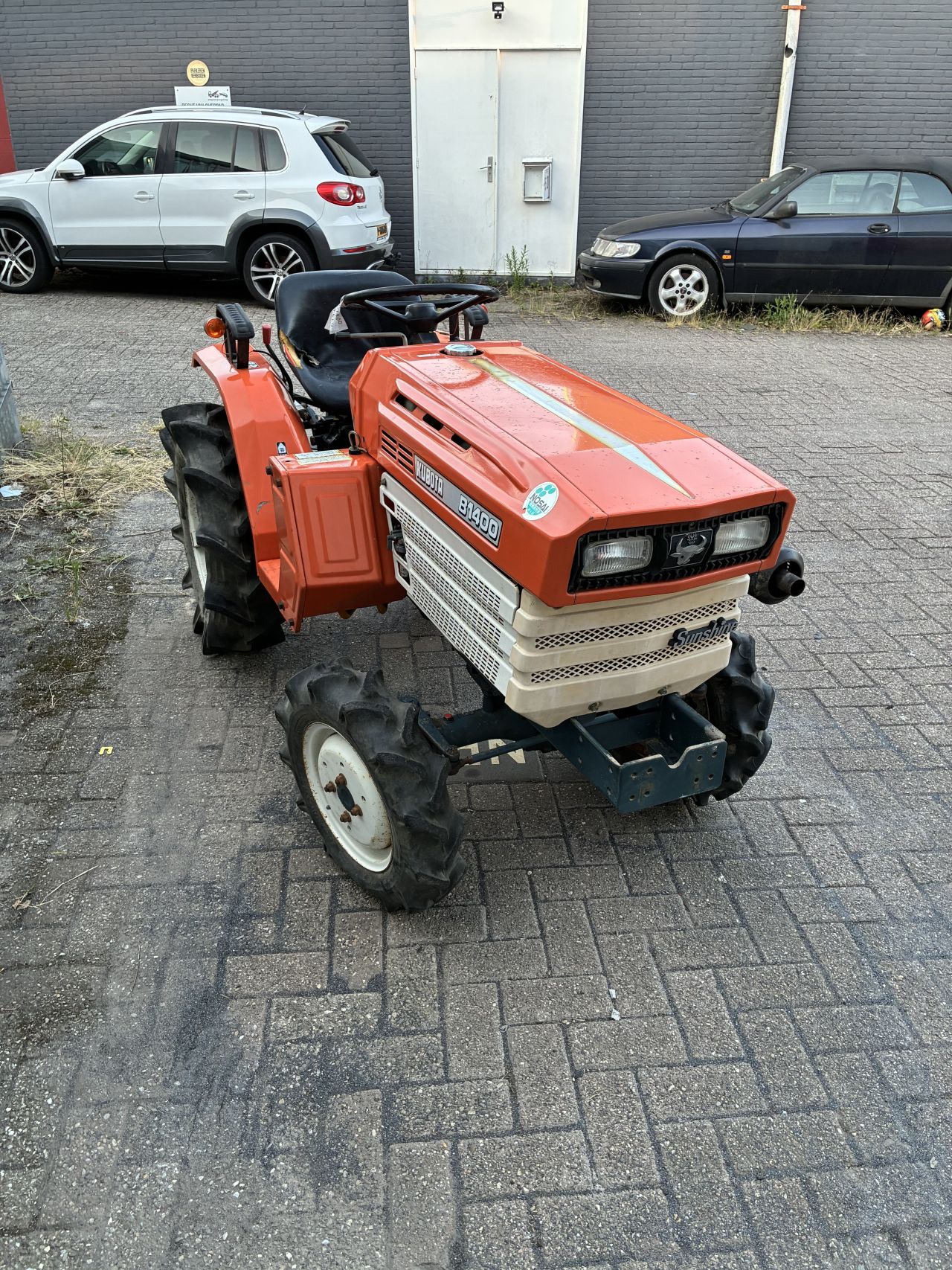 Kubota b1400 4x4 met Grondfrees