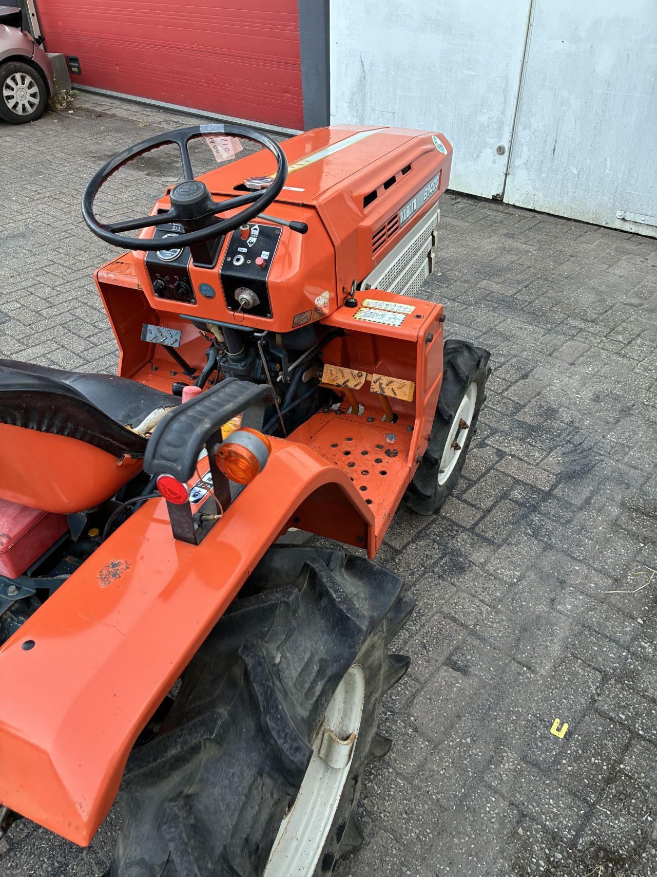 Kubota b1400 4x4 met Grondfrees