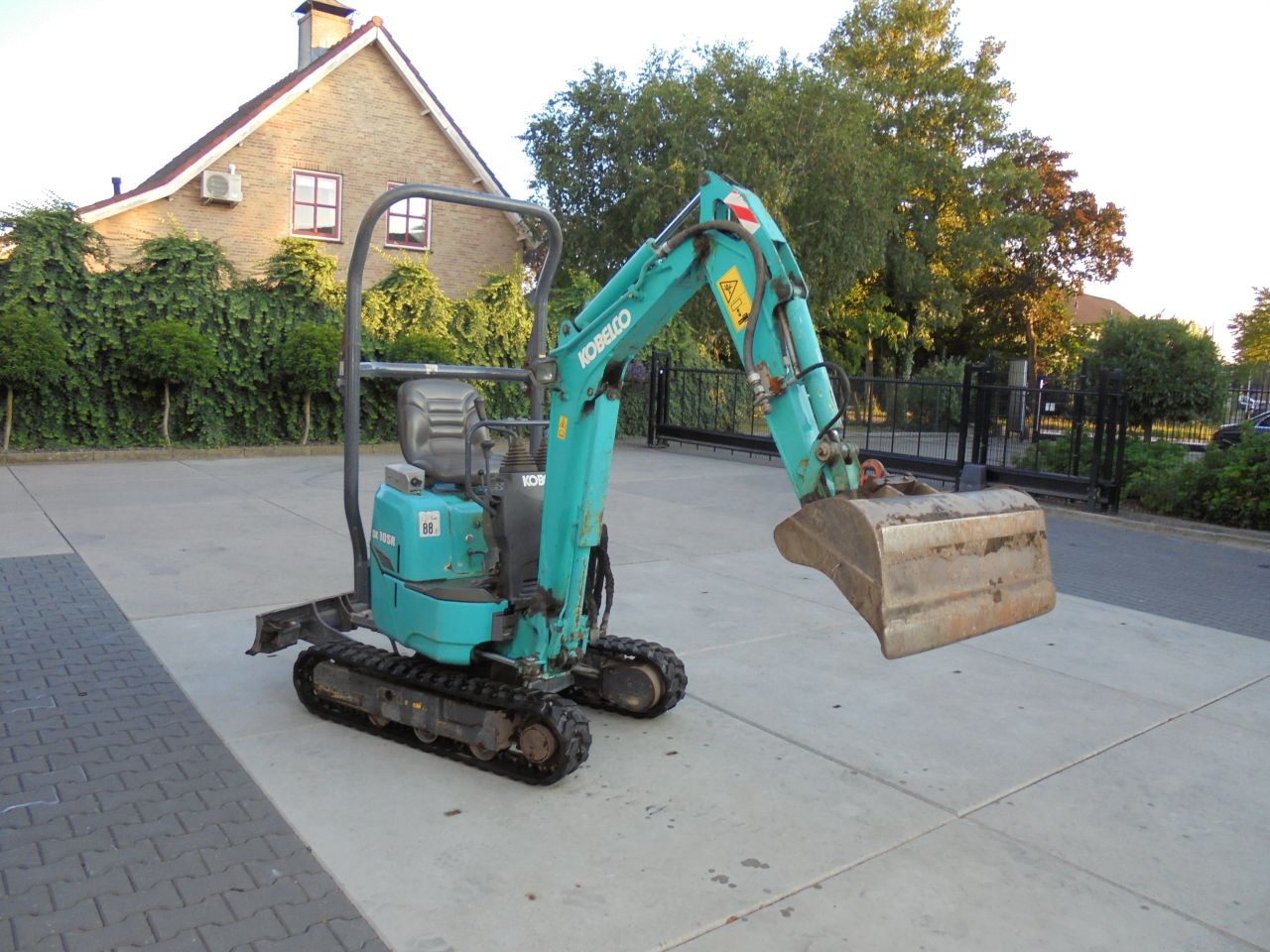 Kobelko SK10SR minigraver