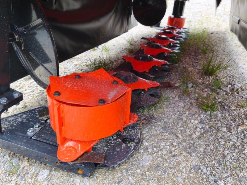Kubota DM4032 KSW Frontmähwerk