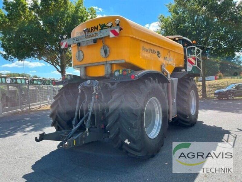 Claas XERION 4000 SADDLE TRAC