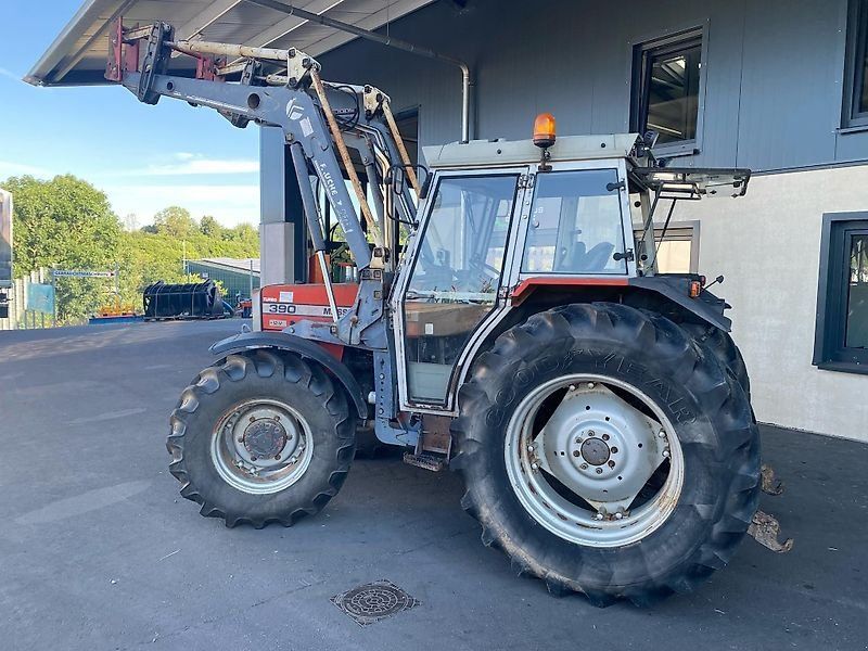 Massey Ferguson 390A (Turbo nachgerüstet) mit Frontlader
