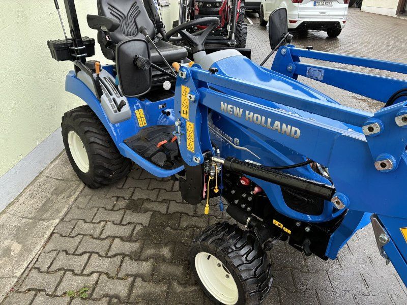New Holland Boomer 25 C