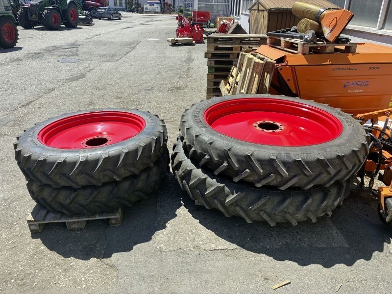 BKT AGRIMAX RT 955