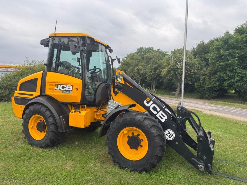 JCB 409 AGRI Stufe V NEU 7h