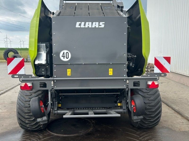 Claas Variant 565 RC Pro