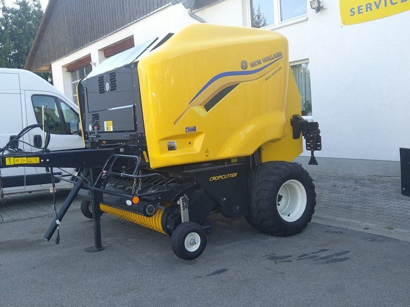 New Holland RB125