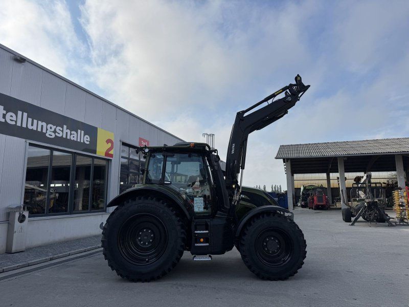 Valtra N175