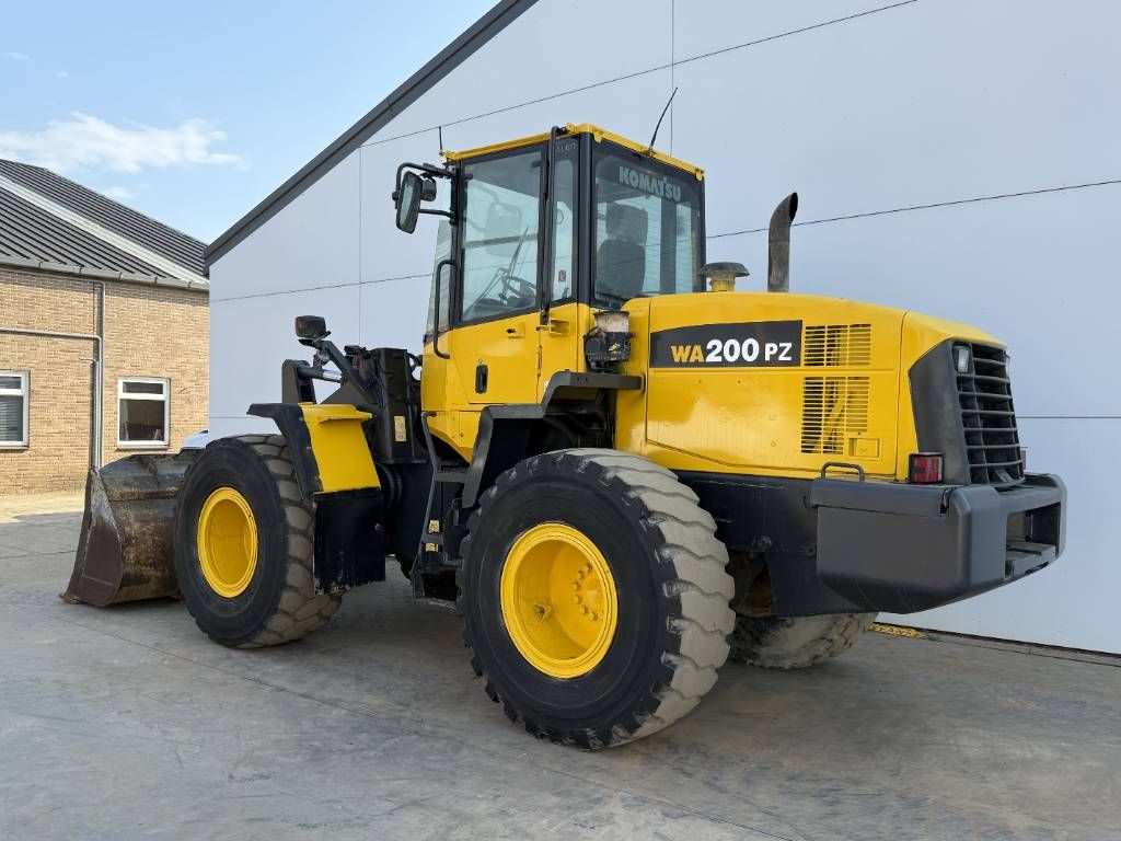 Komatsu WA200PZ-6 - Auto Greasing / Joystick Controls / AC