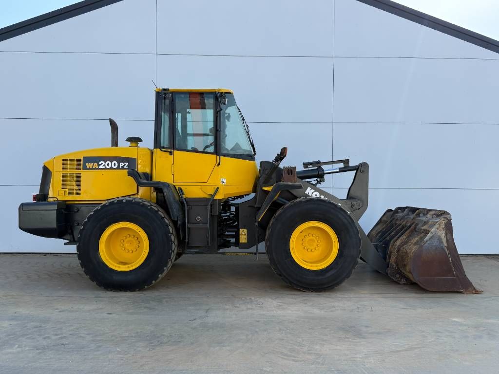 Komatsu WA200PZ-6 - Auto Greasing / Joystick Controls / AC
