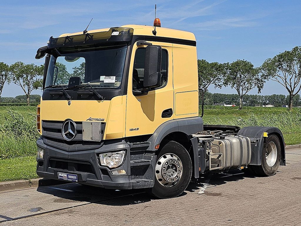 MERCEDES-BENZ ACTROS 1843