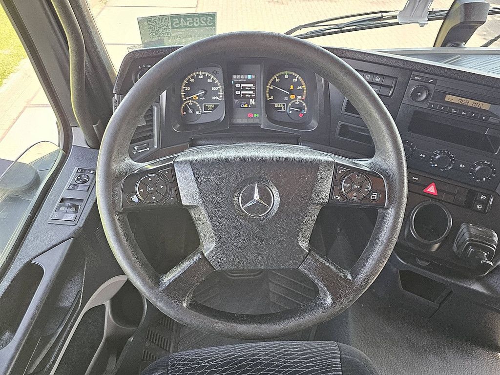 MERCEDES-BENZ ANTOS 1824 frigo taillift
