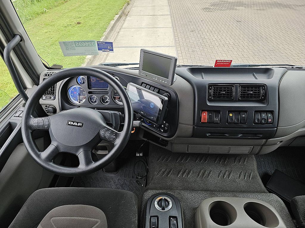 DAF LF 45.210 taillift airco