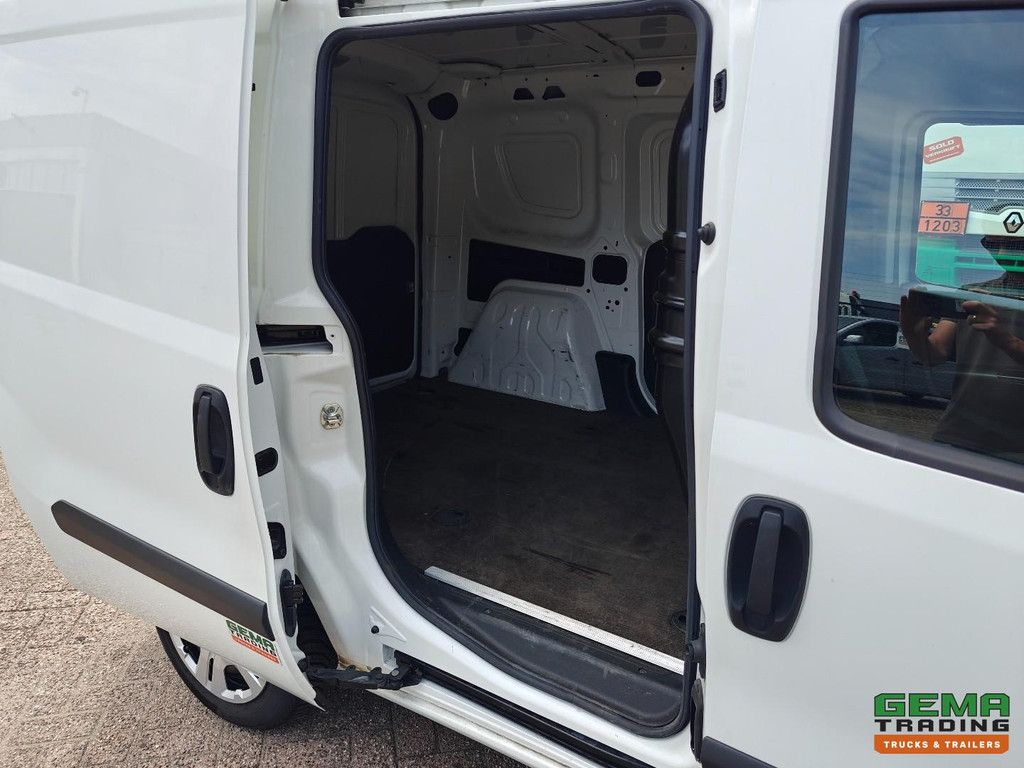 Fiat FIAT DOBLO' 4x2 L1H1 Euro6X - 3-Seater - Manual Transmission - Side Door - Air Conditioning - Superbly Maintained!