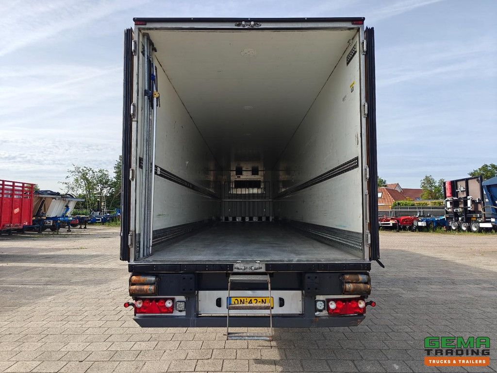 Technokar Trailer T3SP38 Carrier Vector 1550 - 5,841 Diesel Hours - Lift Axle - SAF axles Disc Brake