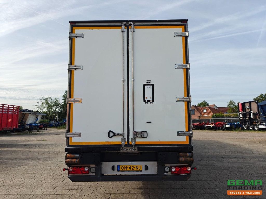 Technokar Trailer T3SP38 Carrier Vector 1550 - 5,841 Diesel Hours - Lift Axle - SAF axles Disc Brake