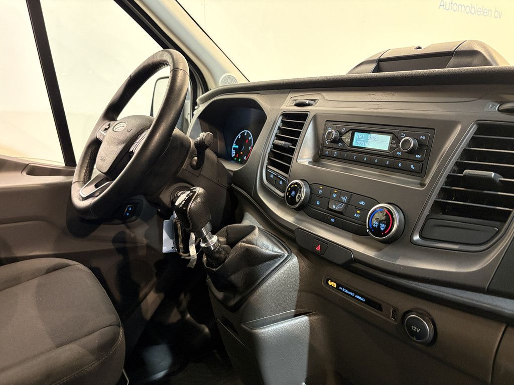 Ford Transit 350 2.0 TDCI L3H1 DC Trend 4x4 / Open Laadbak / Dubbel Cabine 6 pers. / Airco / Trekhaak 2,8T / 54.500 KM !!