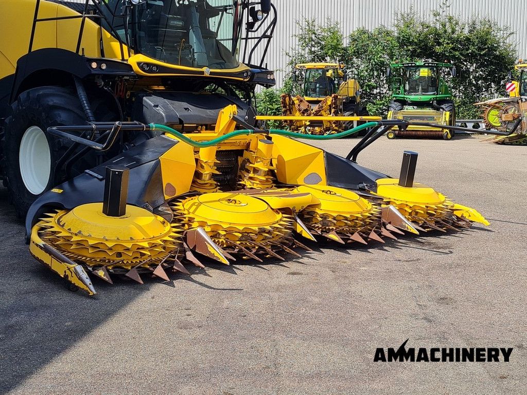 New Holland 600BFI