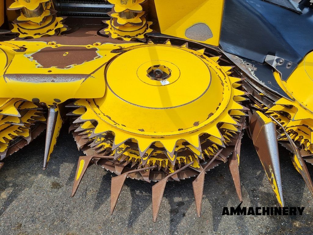 New Holland 600BFI