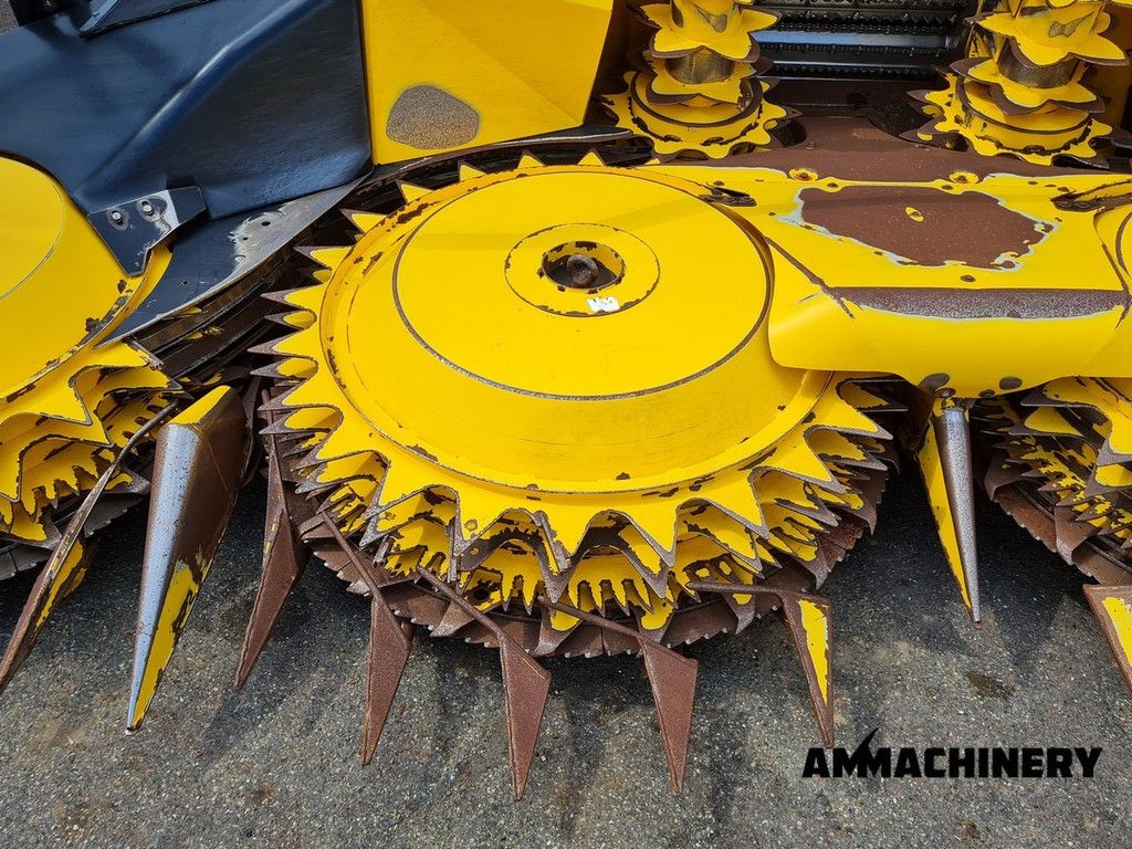 New Holland 600BFI