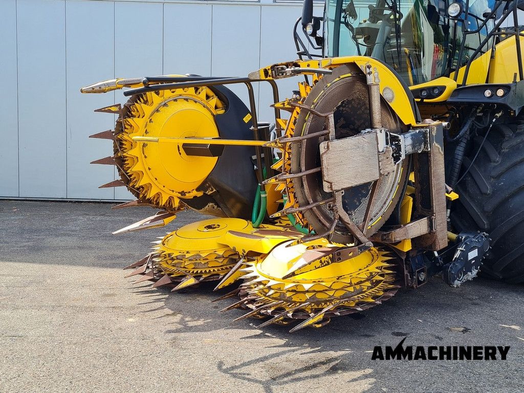 New Holland 600BFI