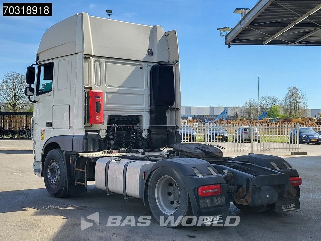 DAF XF 450 4X2 Damaged! Hydraulic ACC Standklima