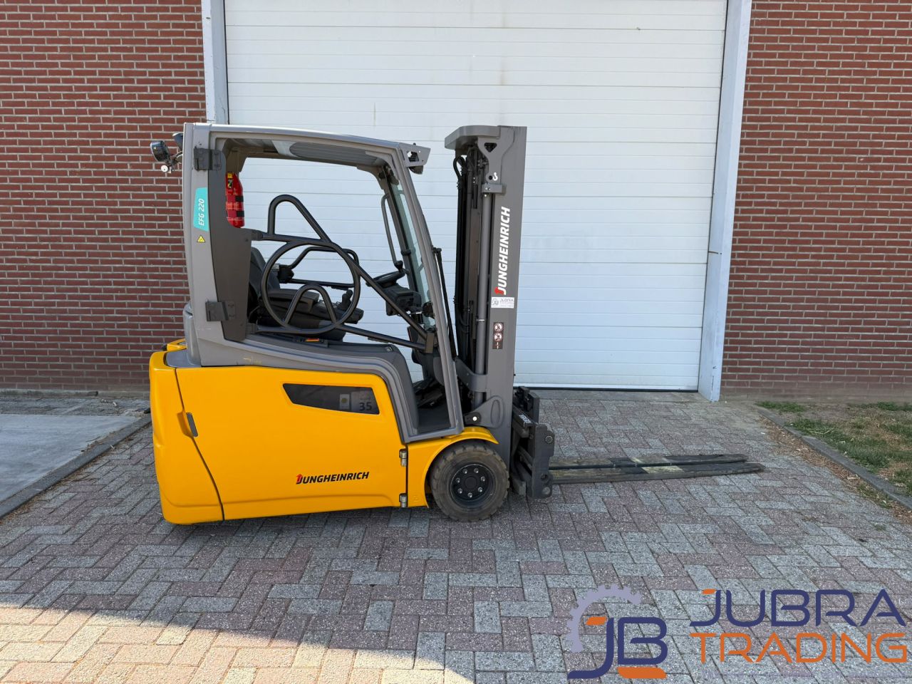 Jungheinrich EFG220 Electric Forklift | 2018 | 9504H | 2T | 3.2M