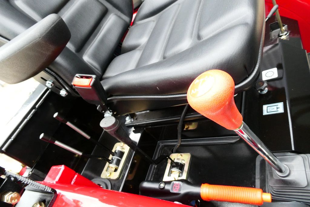 Knegt 404GT .