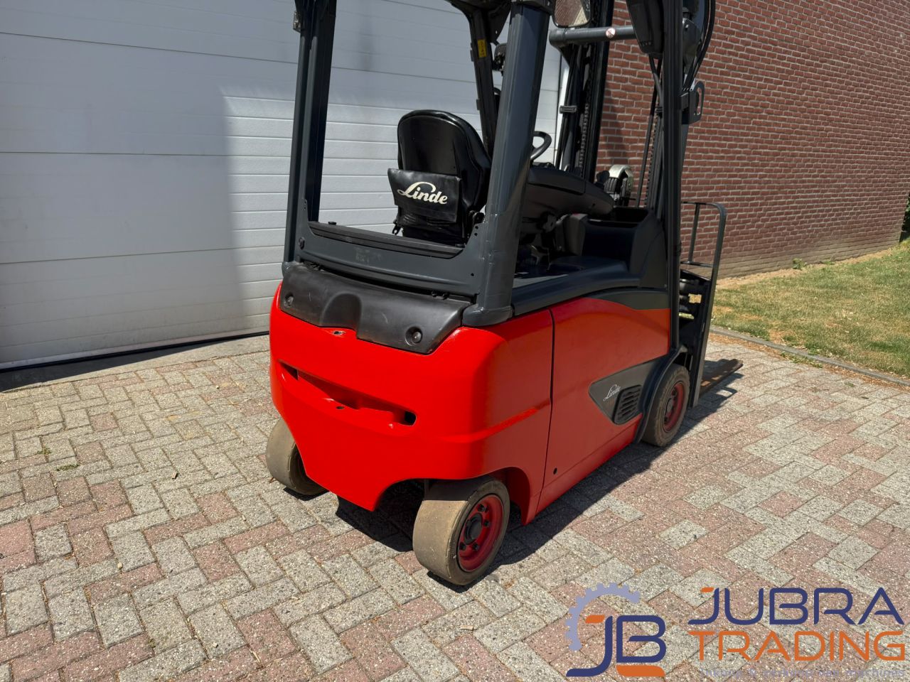 Linde E16PH-02 Electric Forklift | 2018 | 12311H | 1.6T | 5.2M