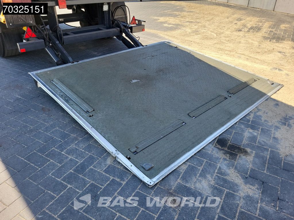 Schlumbohm & Rohde Deichslanh 2 axles Ladebordwand Tailgate