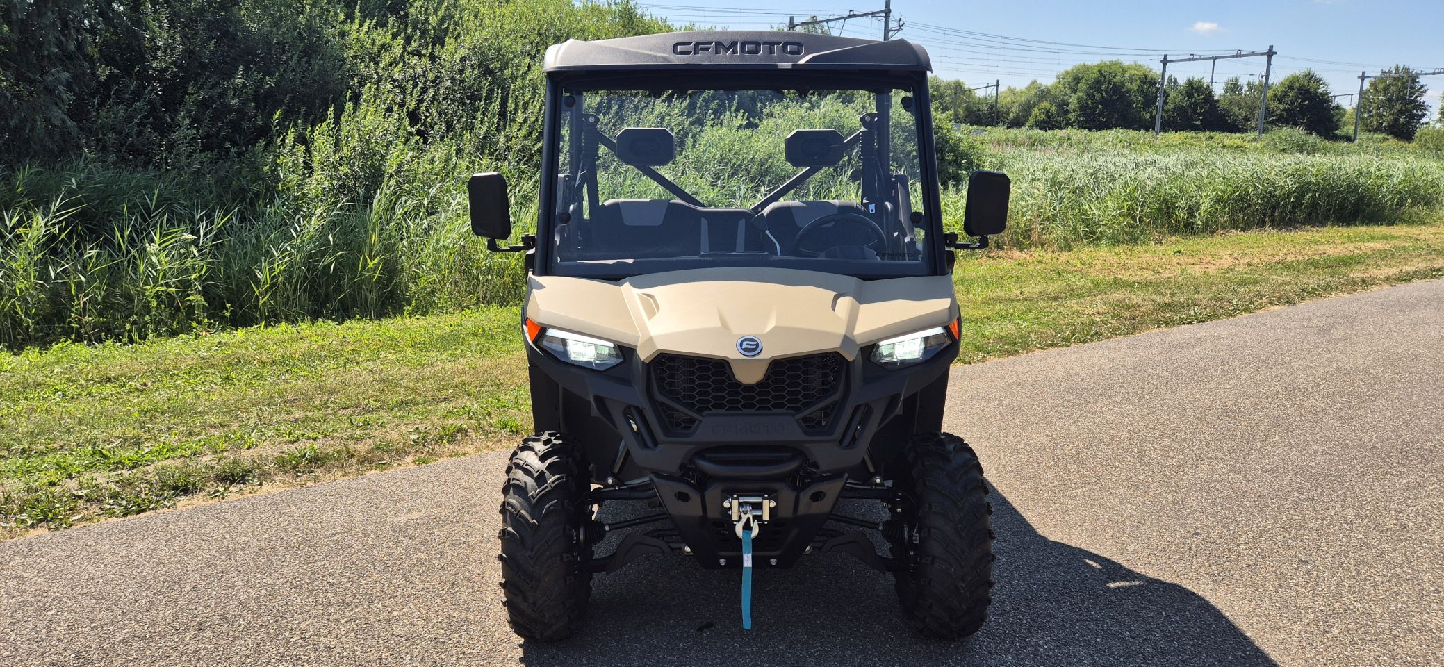 Cf-moto uforce 600 Nieuwstaat 2025 230km