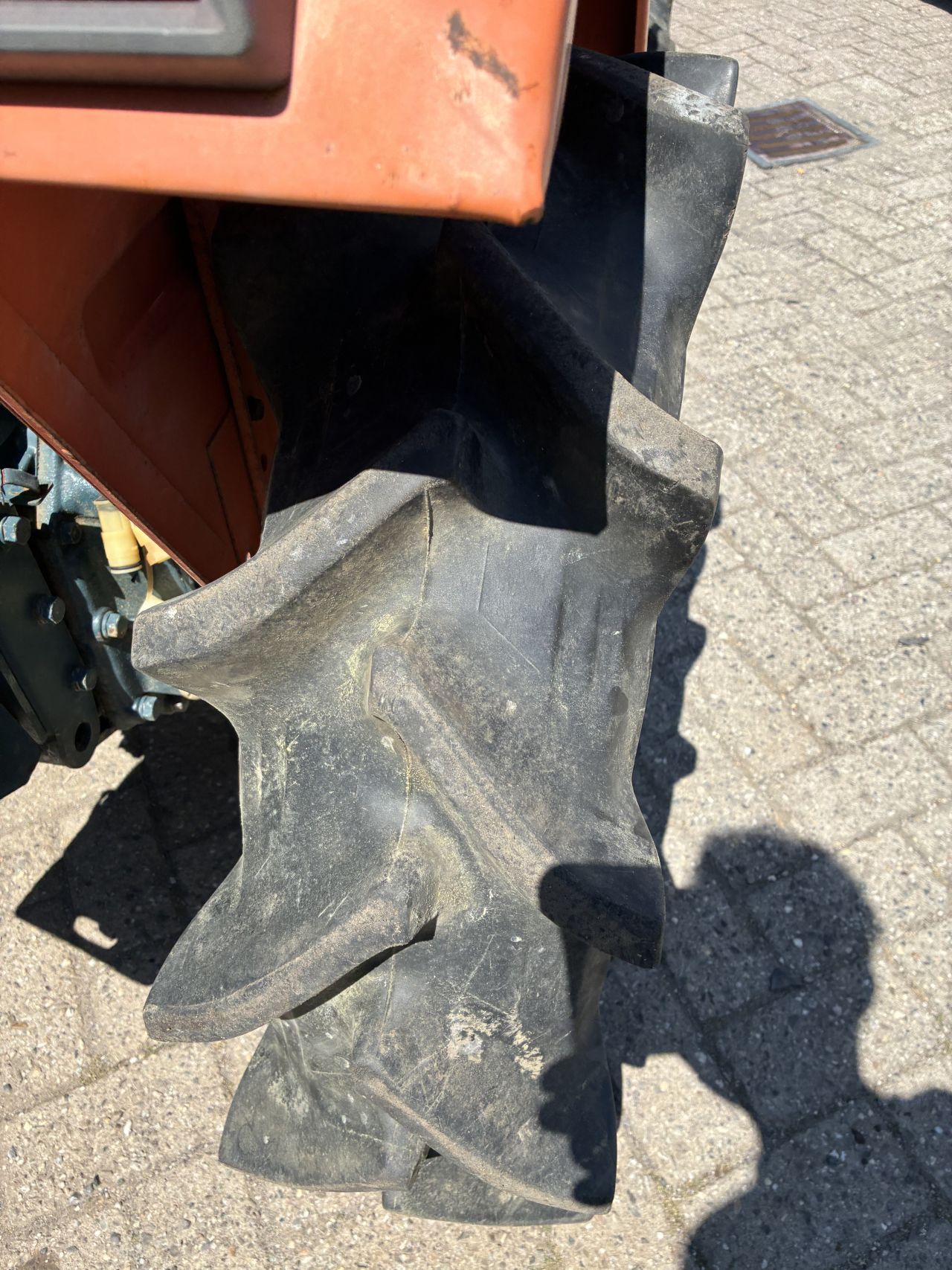 Kubota b1400 4x4 met Grondfrees