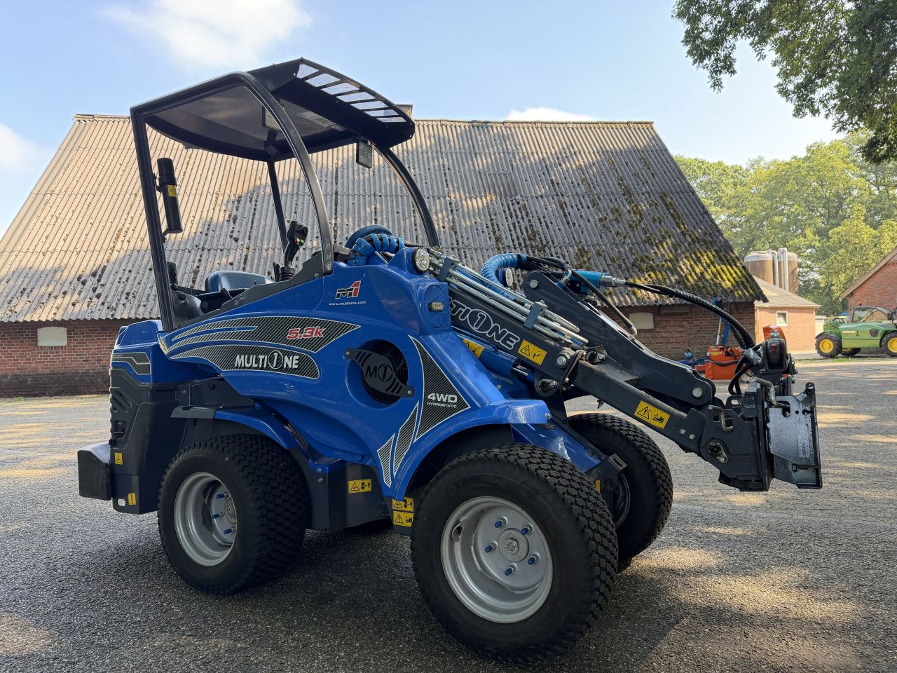 Multione 5.3K shovel met veel toebehoren