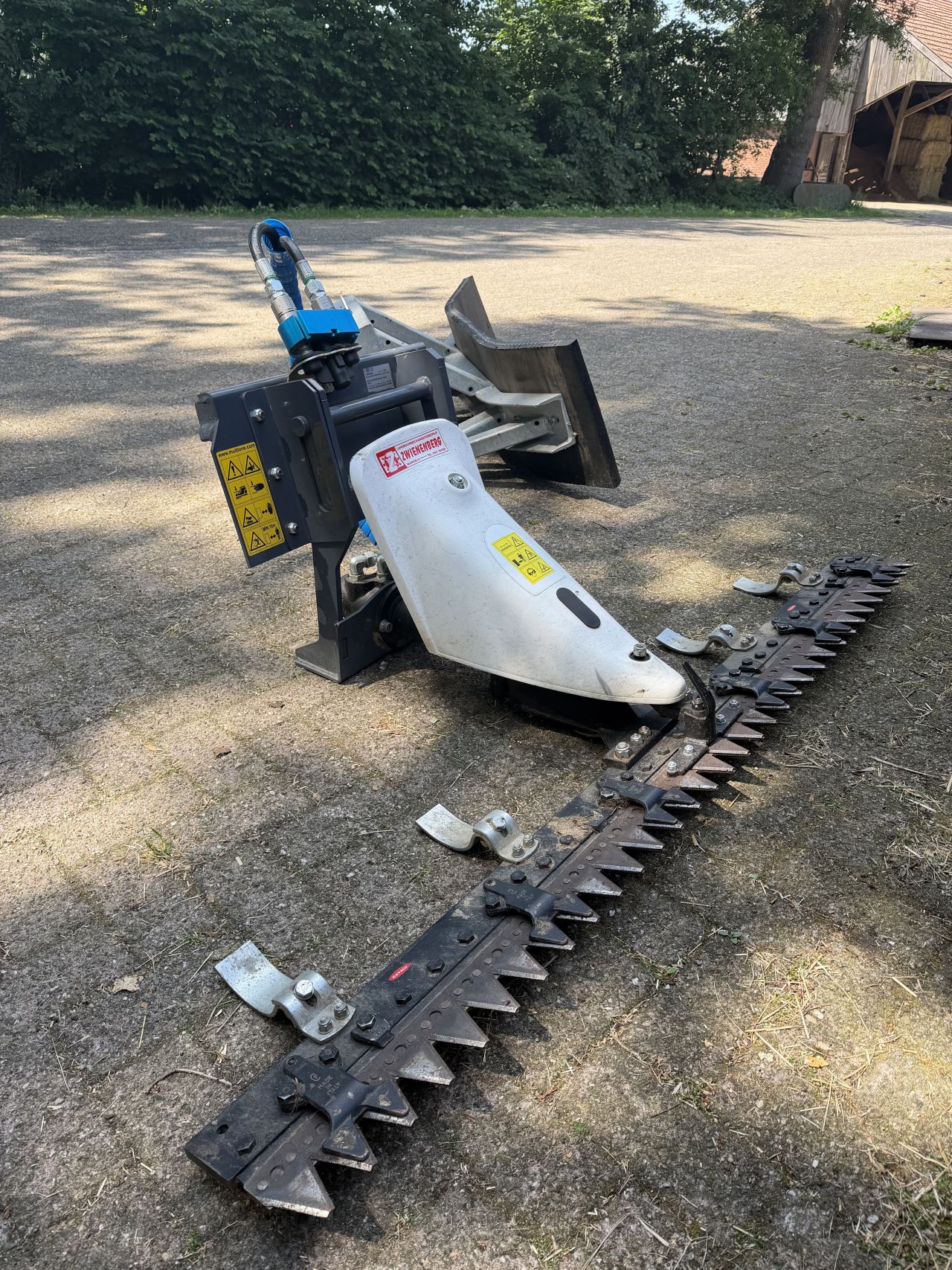 Multione 5.3K shovel met veel toebehoren