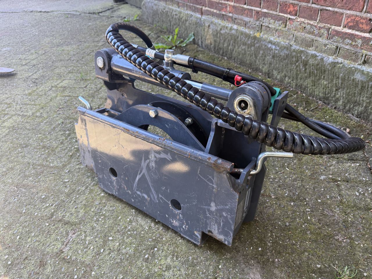 Multione 5.3K shovel met veel toebehoren