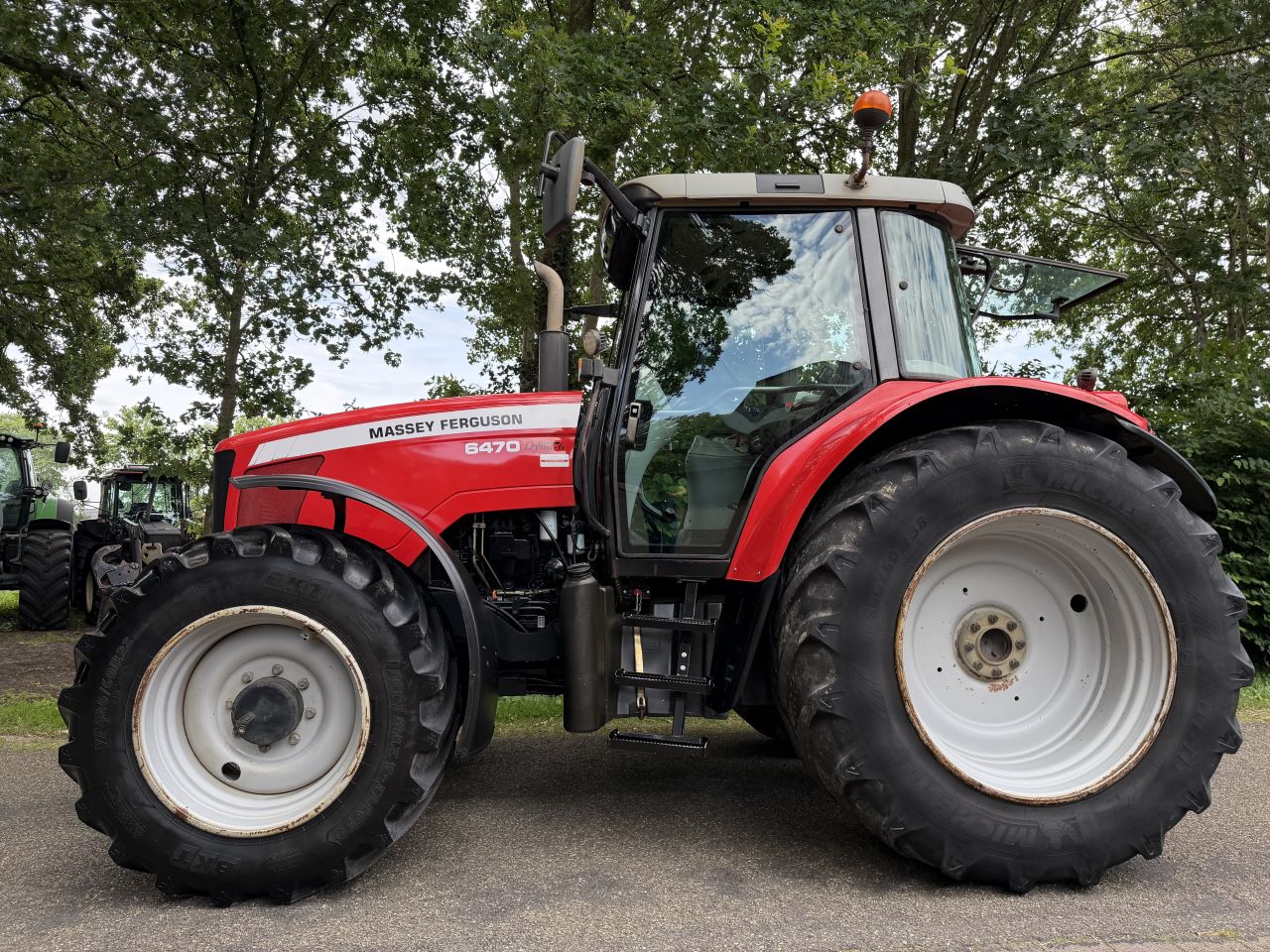 Massey Ferguson 6470 Dyna-6