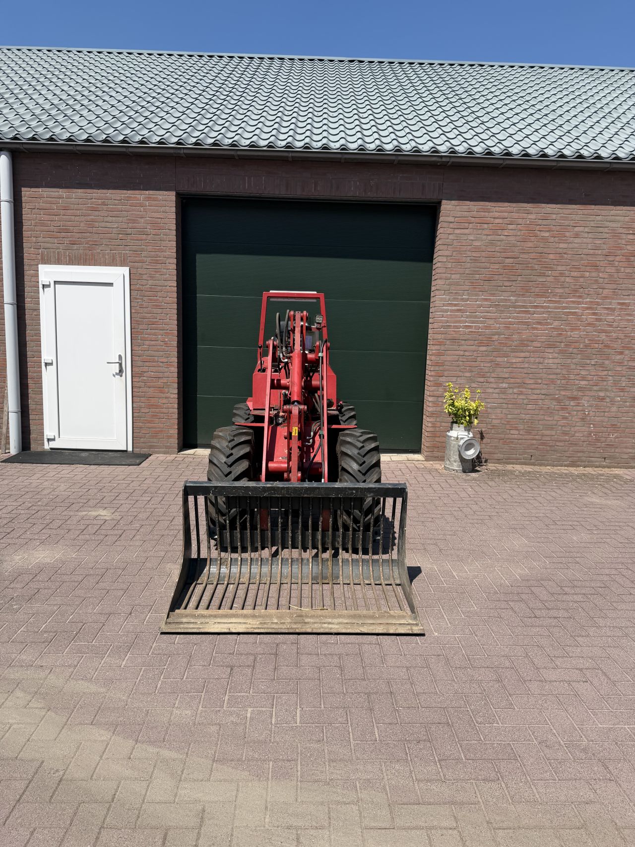 Schäffer 336 mini loader shovel