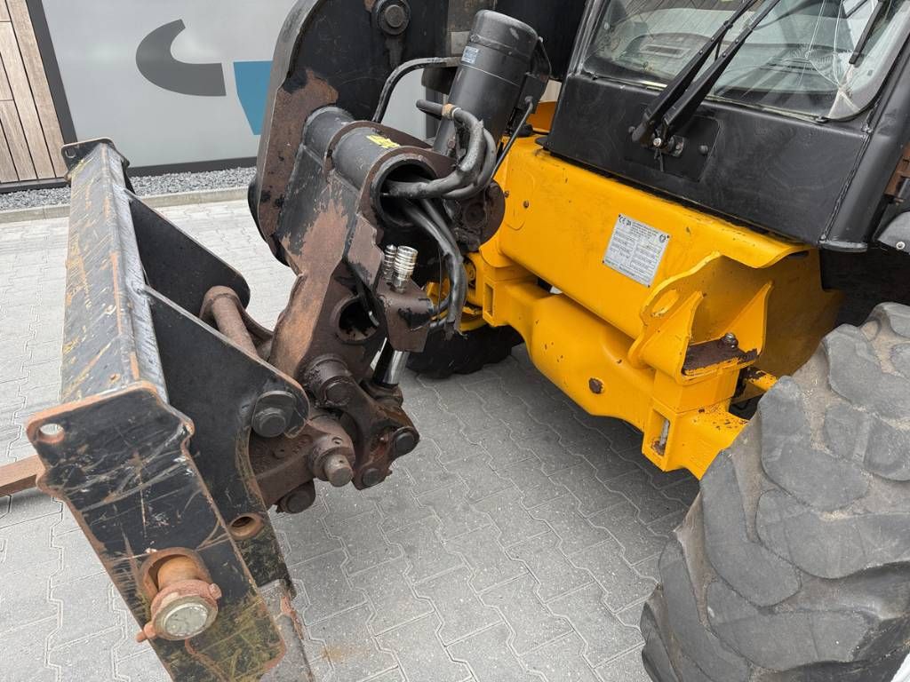 JCB 524-50