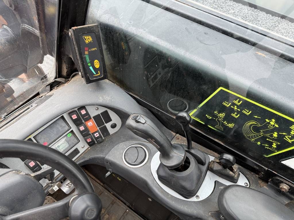 JCB 524-50