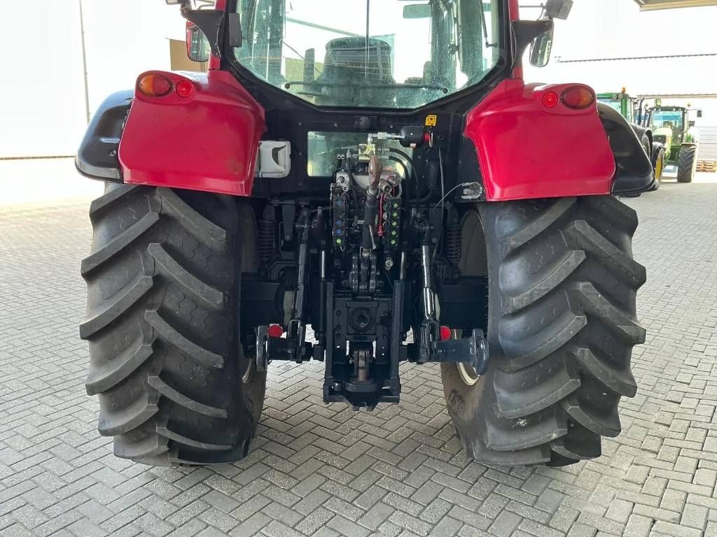 Valtra T132 direct met Fronthef en PTO