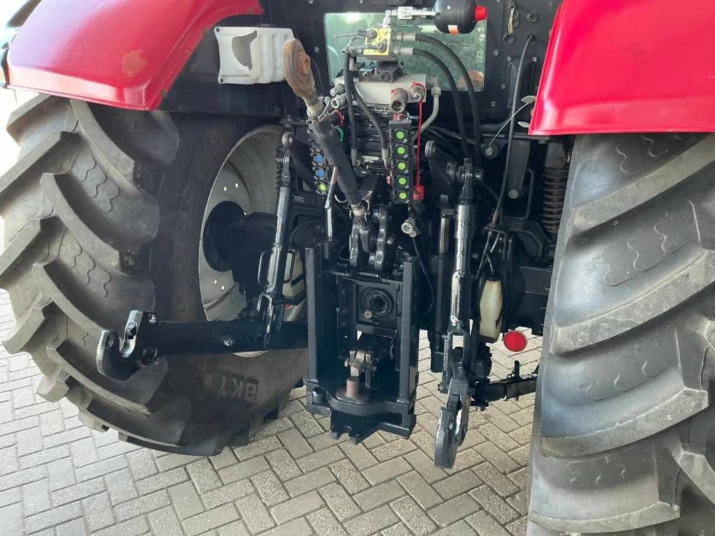 Valtra T132 direct met Fronthef en PTO
