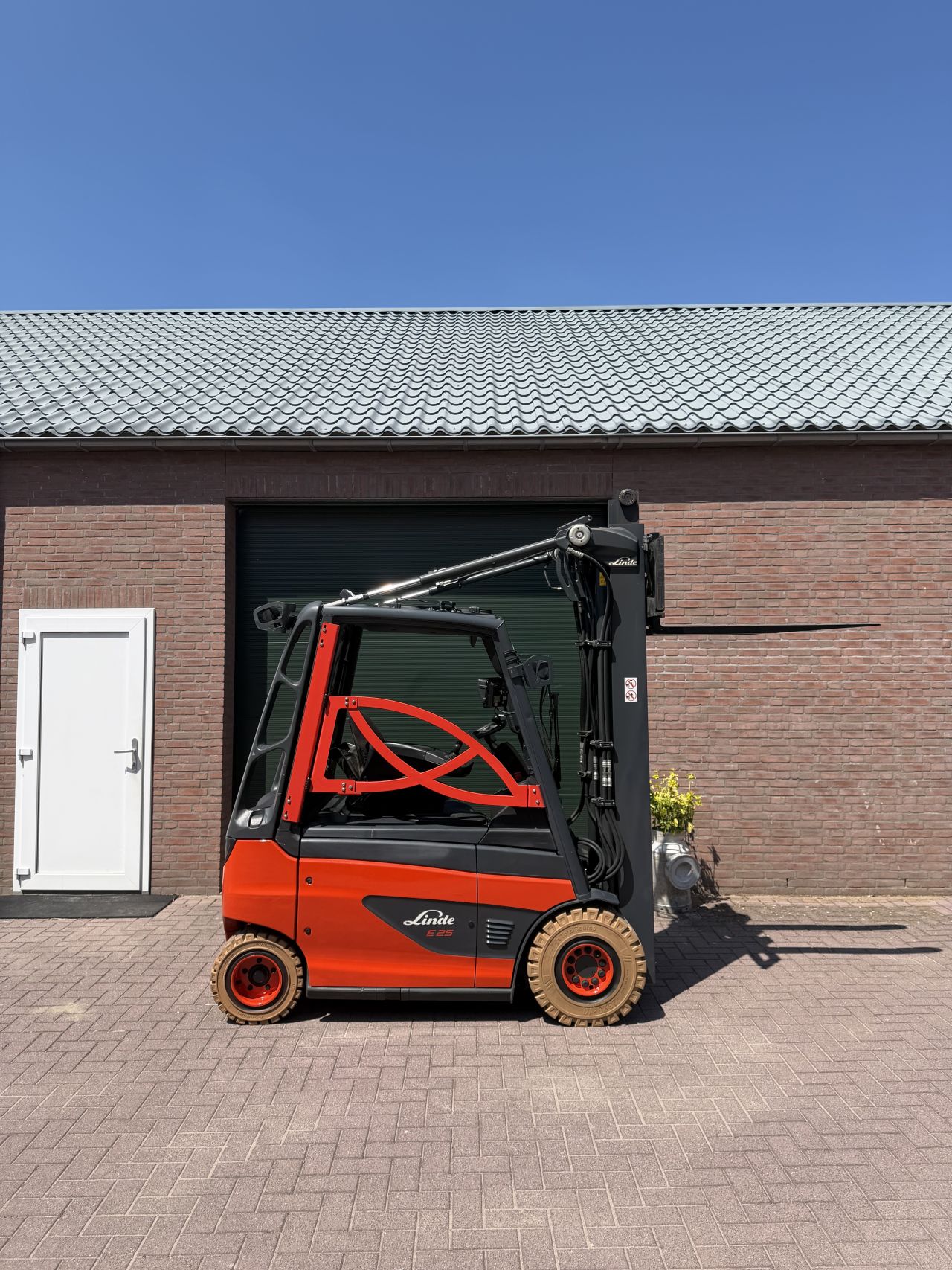 Linde E25 2500kg triplo 3600uur! Elektrische heftruck