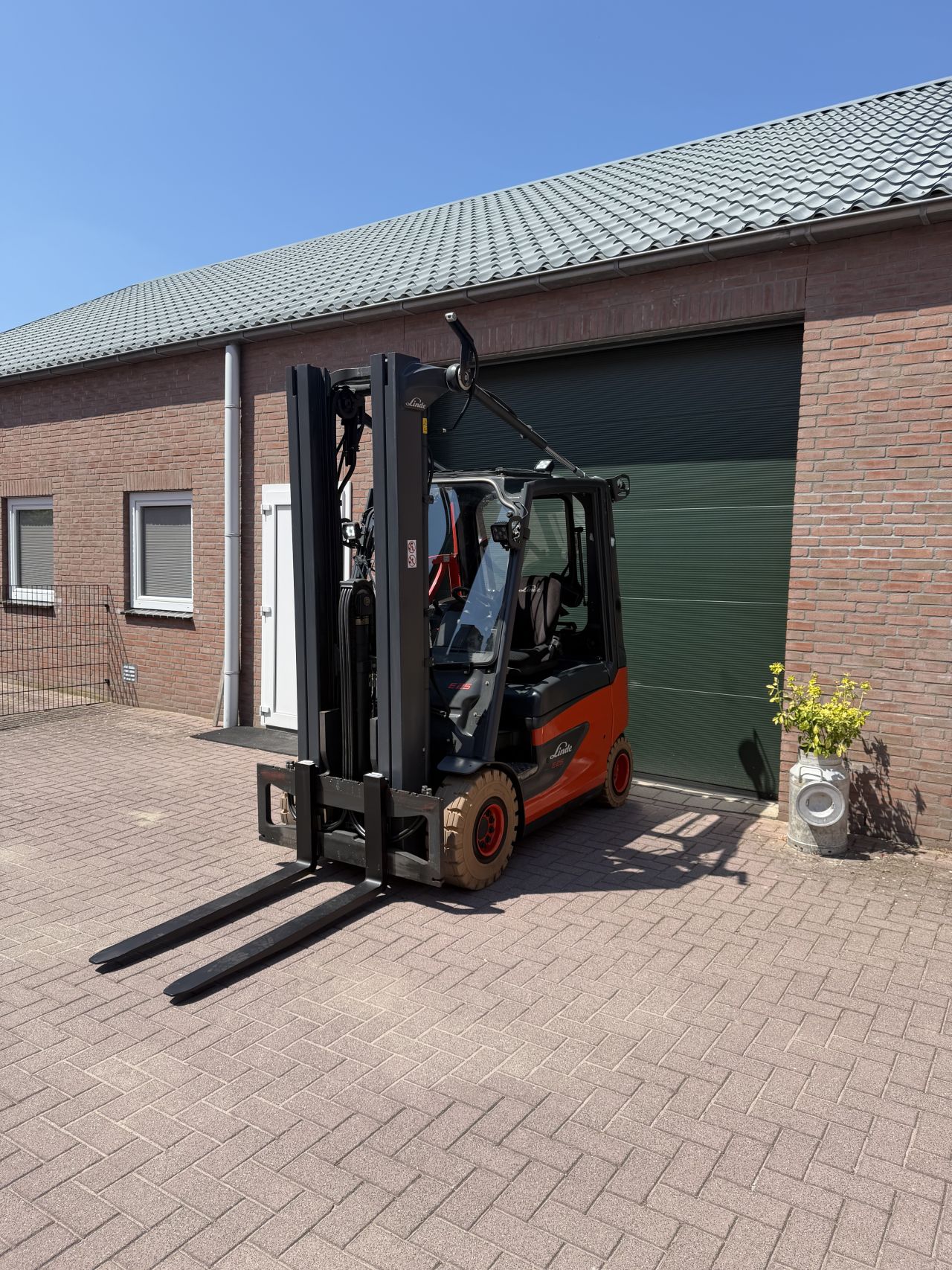 Linde E25 2500kg triplo 3600uur! Elektrische heftruck
