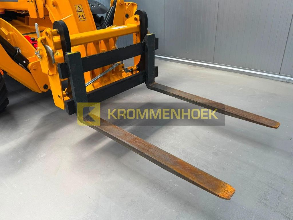 JCB 535-125 HiViz KH10089