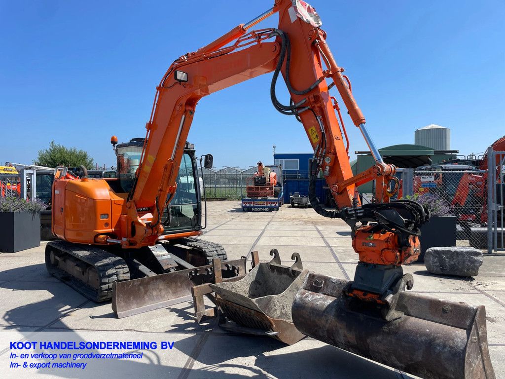 Kobelco SK85msr-3 DKS-Draaikantel-4 Bakken!