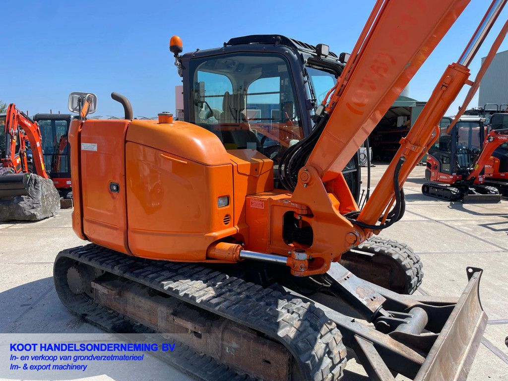 Kobelco SK85msr-3 DKS-Draaikantel-4 Bakken!